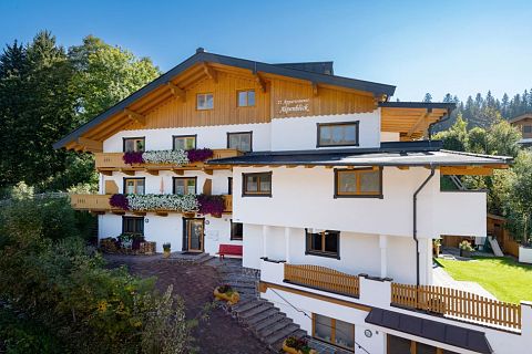 Appartement-Alpenblick-Schroll-Agnes-Kitzbueheler-Strasse-88-Kirchberg-Haus-Sommer