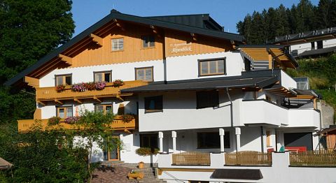 Appartement-Alpenblick-Schroll-Agnes-Kitzbueheler-Strasse-88-Kirchberg-Haus-Sommer